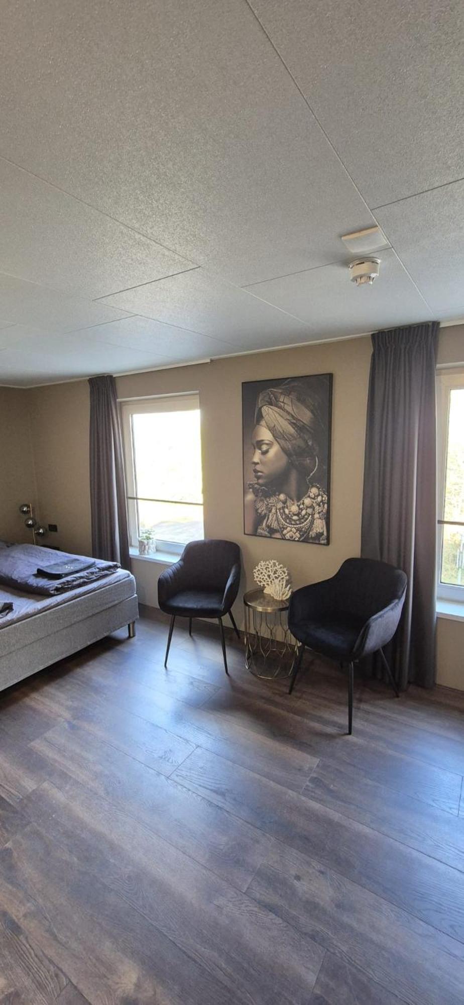 Hotel 'De Heren' 纽维斯 外观 照片